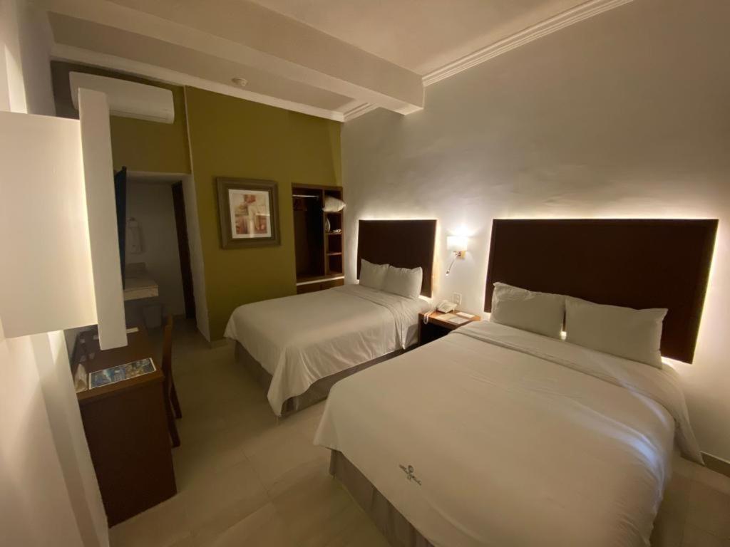 Hotel Marlon Chetumal Exterior photo